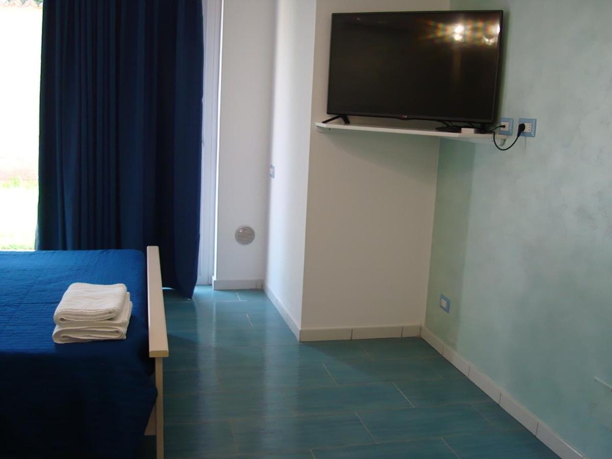 Guest House Mare E Luna Фиумефредо Бруцио Екстериор снимка