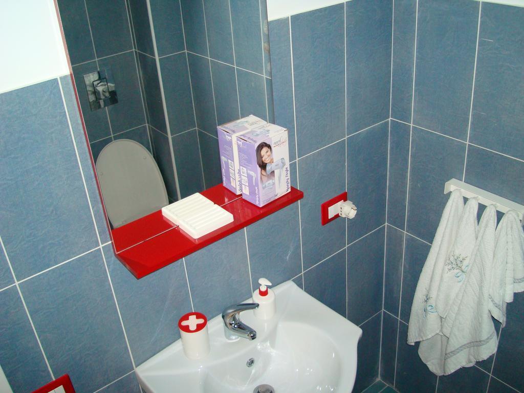 Guest House Mare E Luna Фиумефредо Бруцио Екстериор снимка