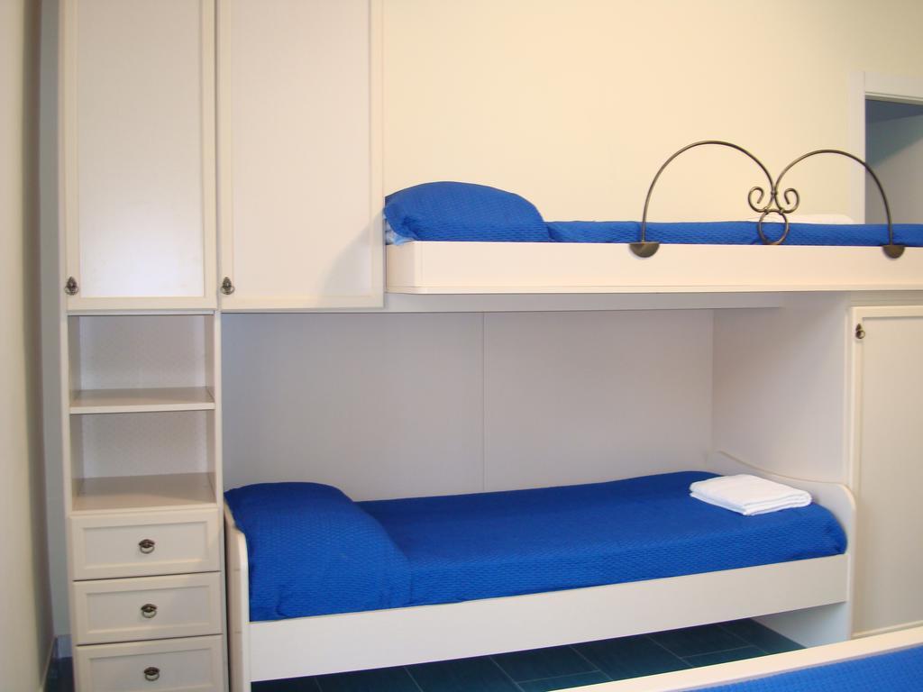Guest House Mare E Luna Фиумефредо Бруцио Екстериор снимка