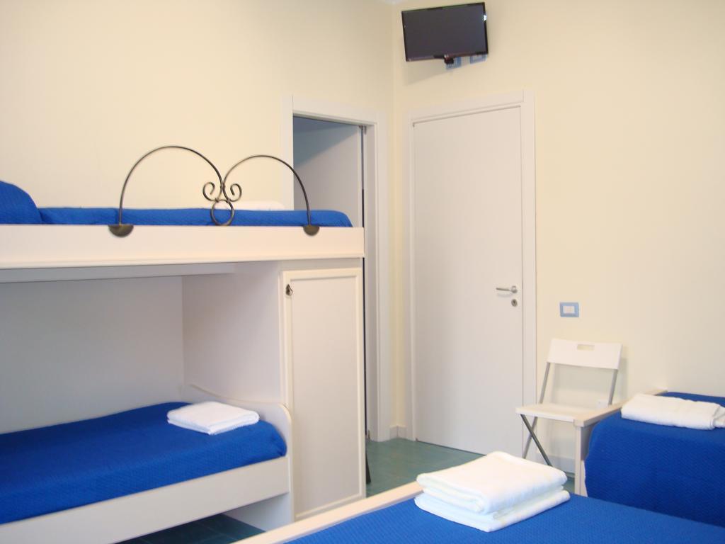 Guest House Mare E Luna Фиумефредо Бруцио Екстериор снимка
