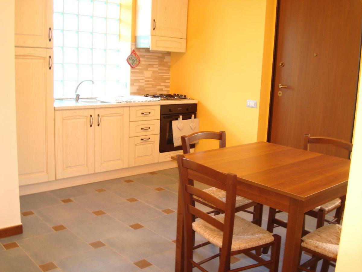 Guest House Mare E Luna Фиумефредо Бруцио Екстериор снимка